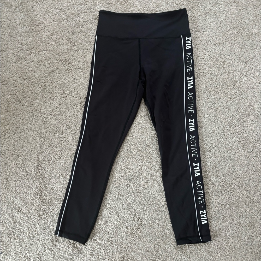 Zyia leggings